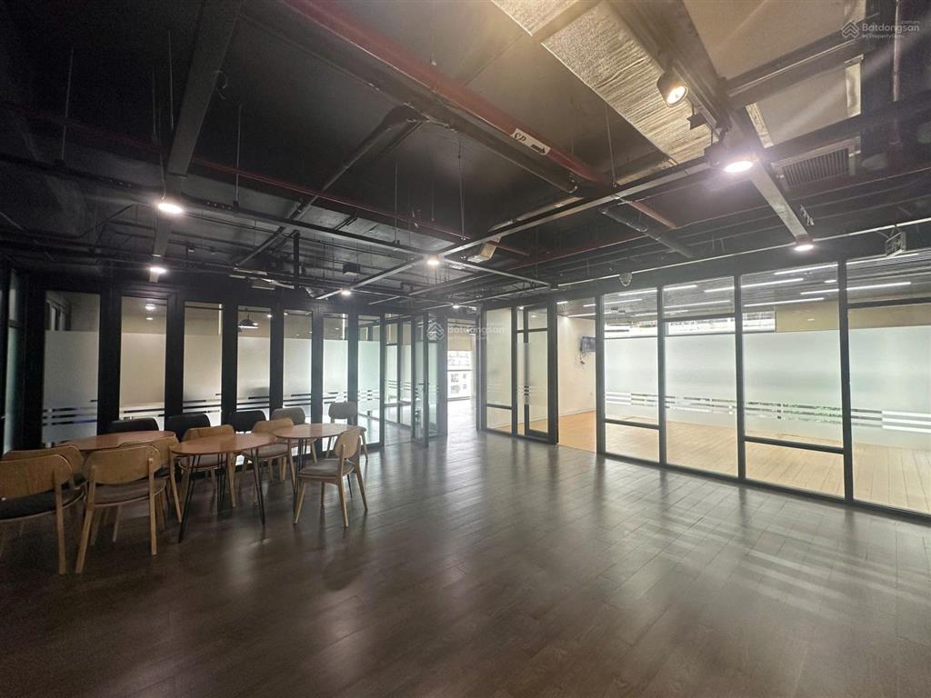 Bql cho thuê sàn văn phòng tại tòa hud 37 lê văn lương, thanh xuân dt 400m2 có cắt lẻ, 350k/m²