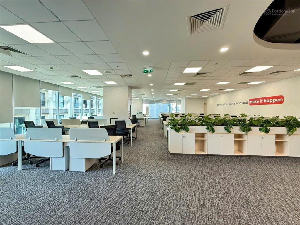 Cho thuê văn phòng central point trung kính, cầu giấy, 520m2, cắt từ 80m2