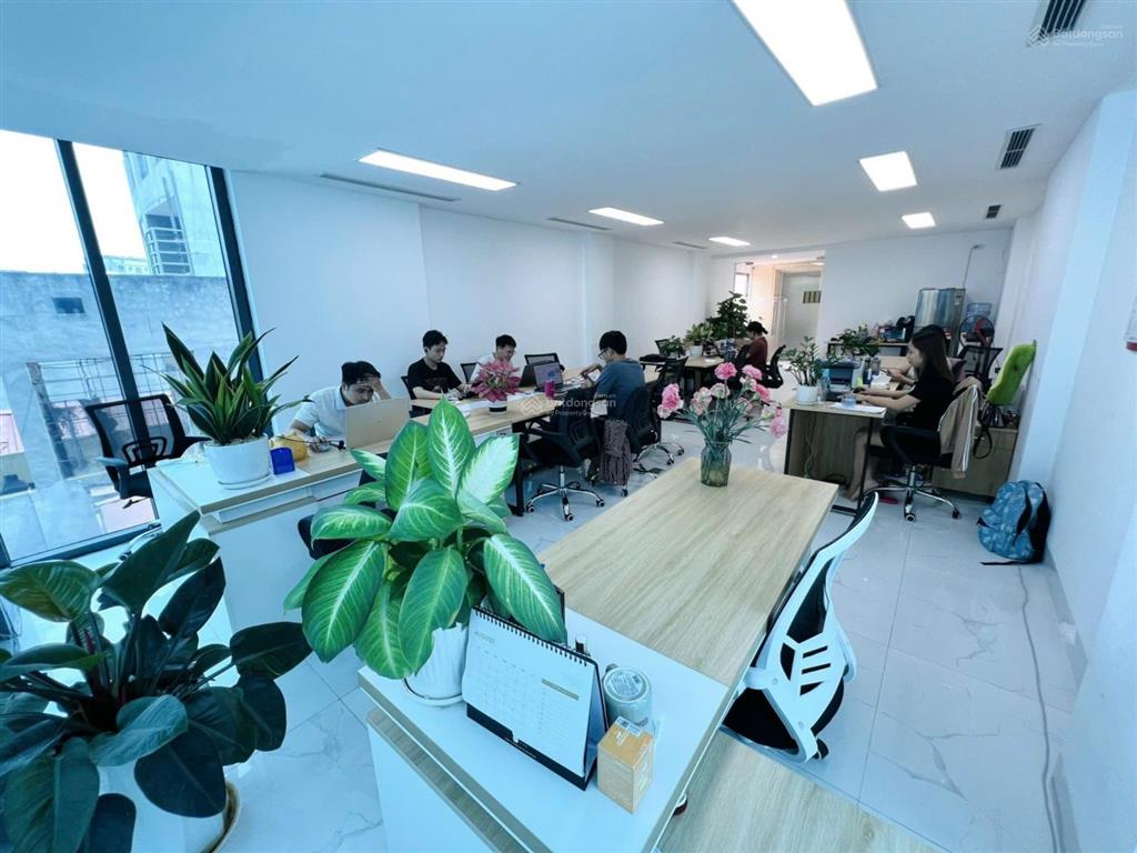 Cho thuê văn phòng 70m2, giá 13 triệu tại lê văn lương, nhân chính, thanh xuân