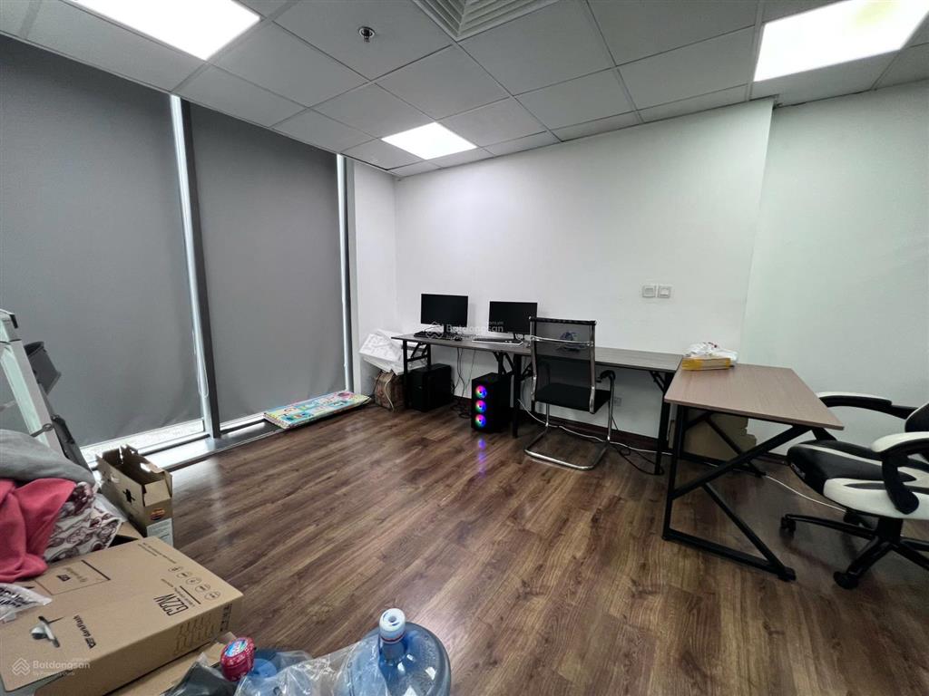 Cho thuê văn phòng gần sudico mễ trì diện tích 500m² có cắt theo nhu cầu giá chỉ 300k/m²/th