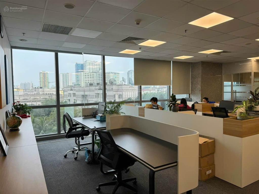 Bql cho thuê văn phòng cmc duy tân 350m2, cắt từ 80m2, 280k/m2/th
