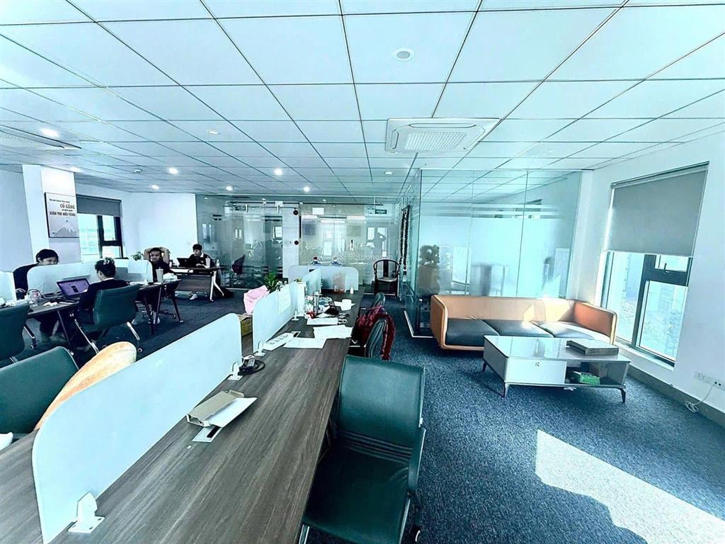 Cho thuê văn phòng lê đức thọ 130m 18 triệu/tháng
