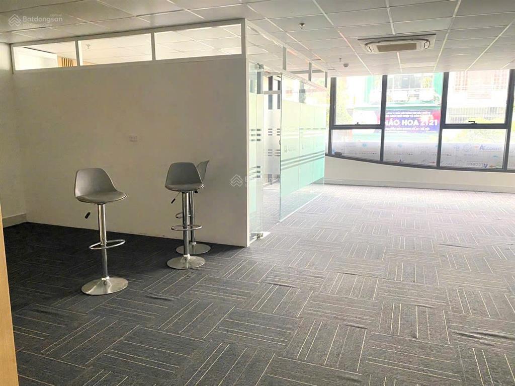 Cho thuê văn phòng trung kính 120m2, 26tr/tháng