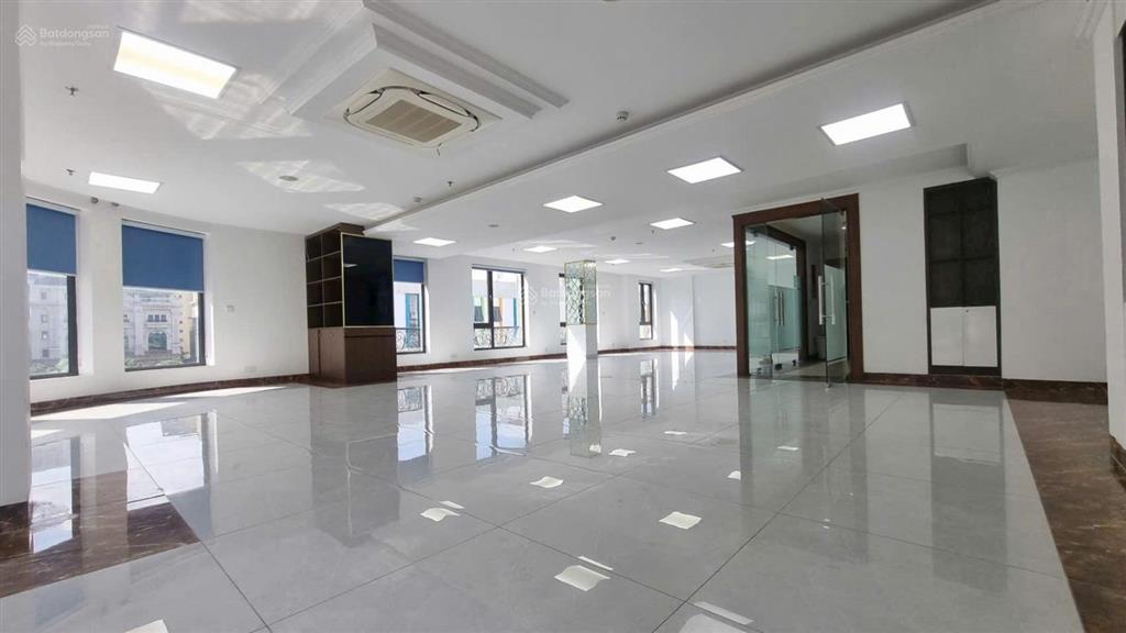 Cho thuê văn phòng nam trung yên 160m2 34tr/tháng