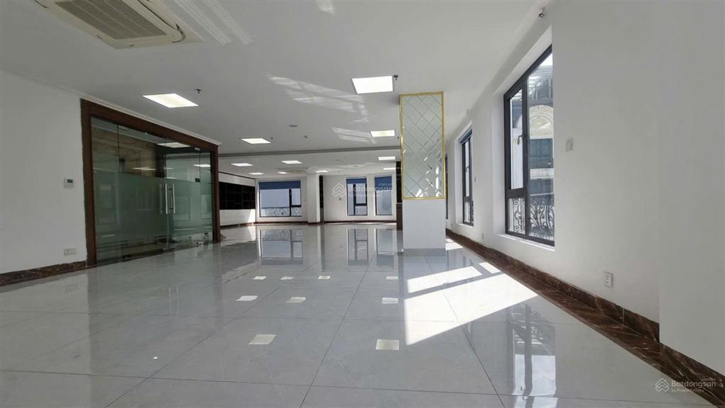 Cho thuê văn phòng nam trung yên 160m2 34tr/tháng