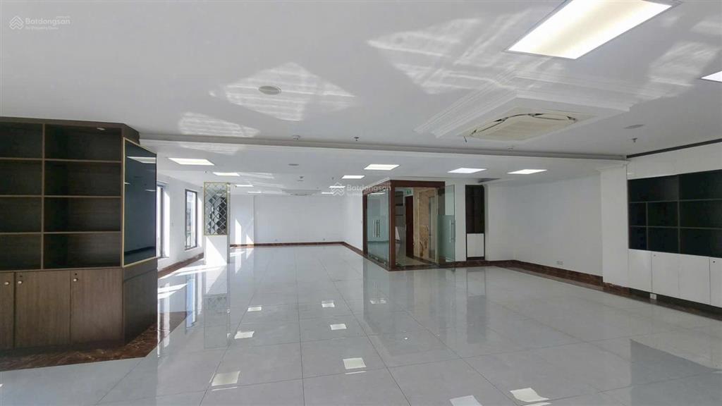 Cho thuê văn phòng nam trung yên 160m2 34tr/tháng