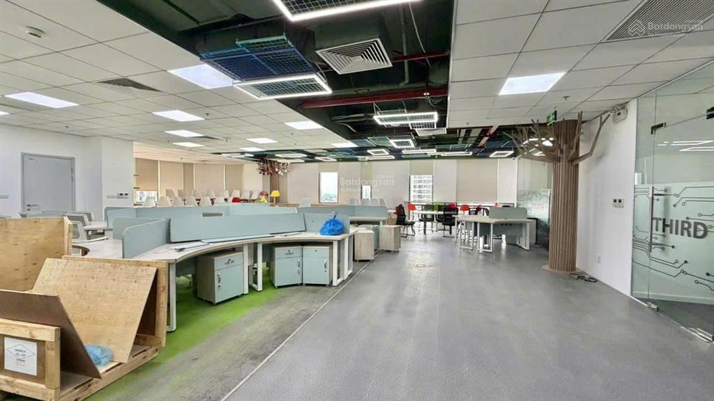 Cho thuê văn phòng hoàng cầu 260m 42 triệu/tháng