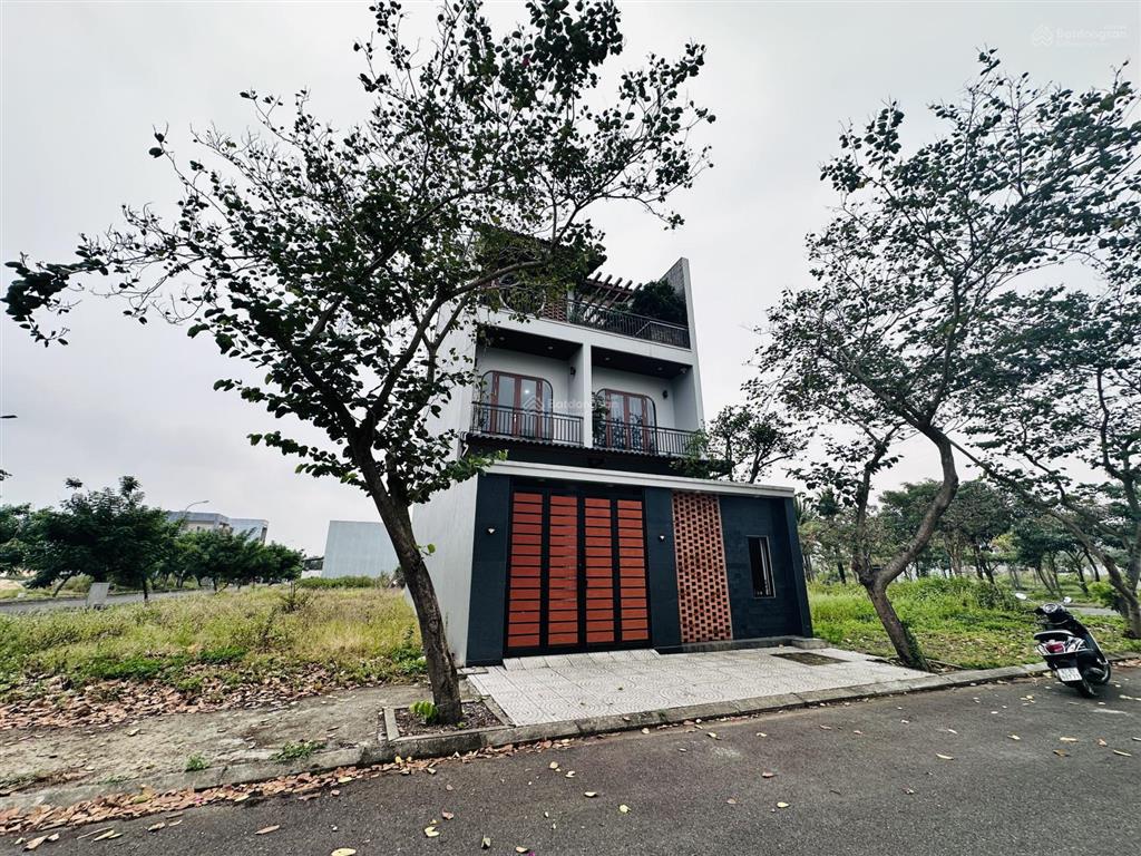 Bán lô đất 102m2 hướng tây khu v5 fpt city đà nẵng
