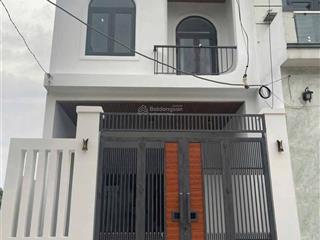 Nhà 2 tầng âu dương lân chỉ 2,1 tỷ