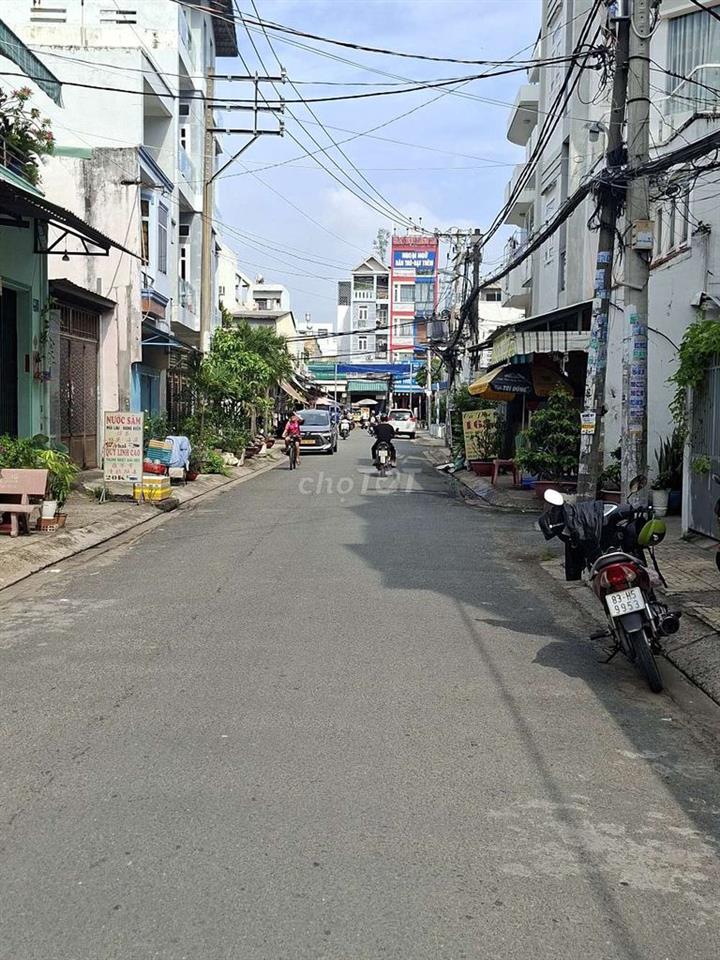 Nhà bán hẻm như mặt tiền, thông kd tốt, 2 tầng btct,,4m x 12m.đất mới,