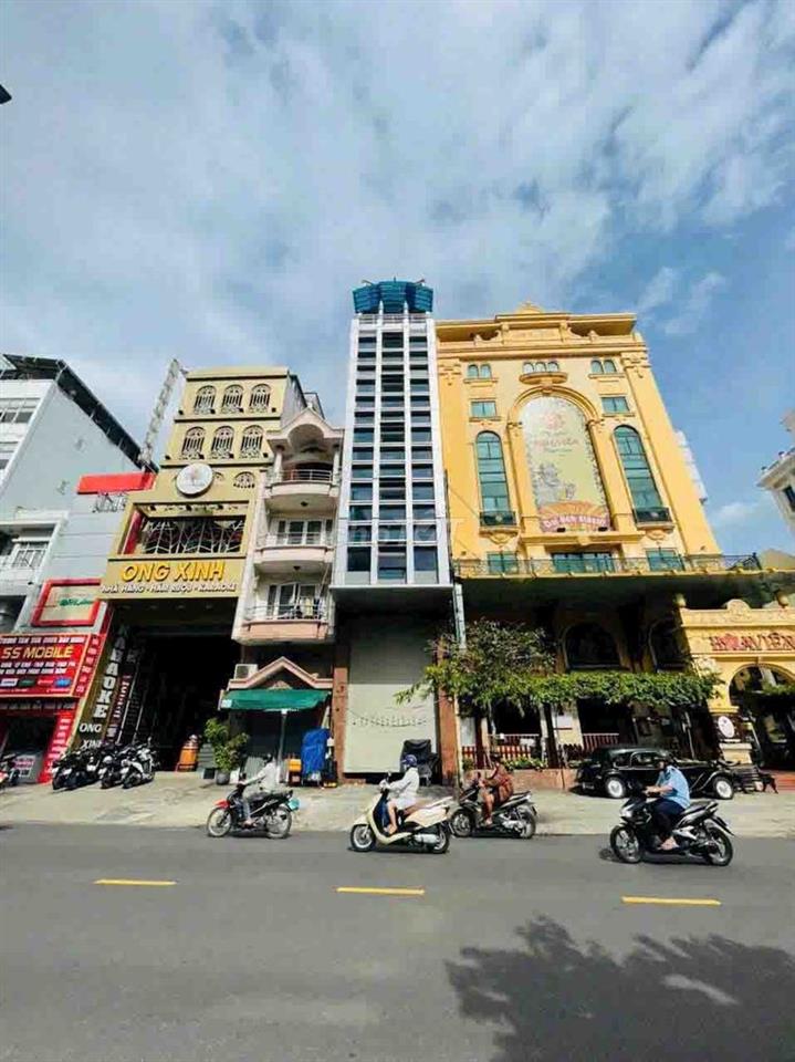 MT Sân Bay Ngay Phổ Quang 6 Tầng lầu  Giá 11 tỷ400.