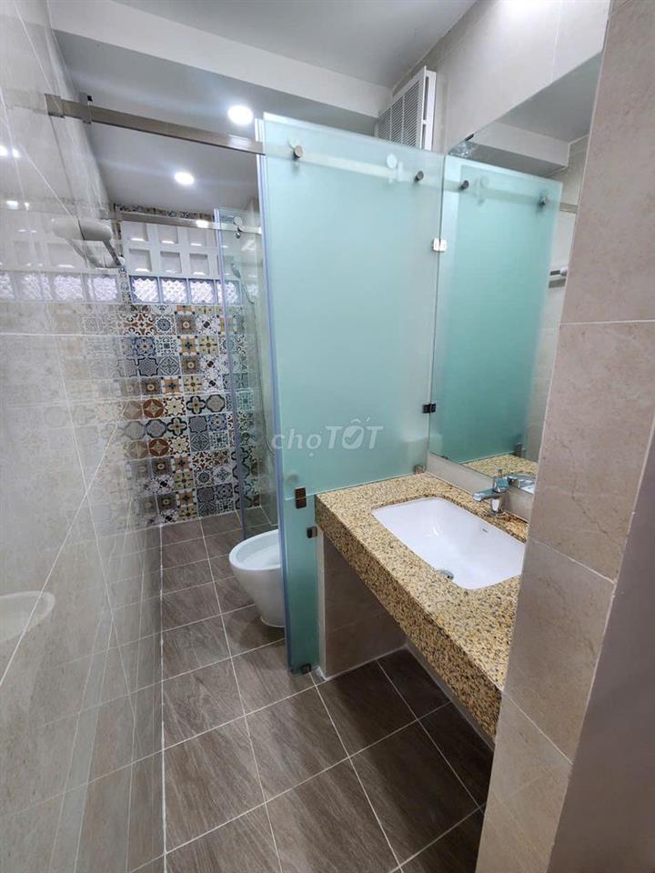 Căn hộ ban công 30m2 mới xây siêu sang, full NT, Trung tâm Q3, 7.5tr