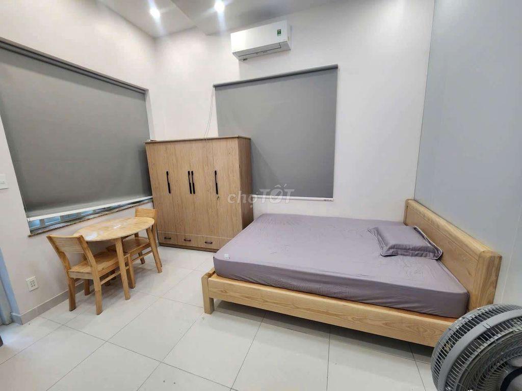 Căn hộ mt 40m2, siêu sang ban công nt xịn mới 100%, tr.tâm Q.3, 7.5tr.