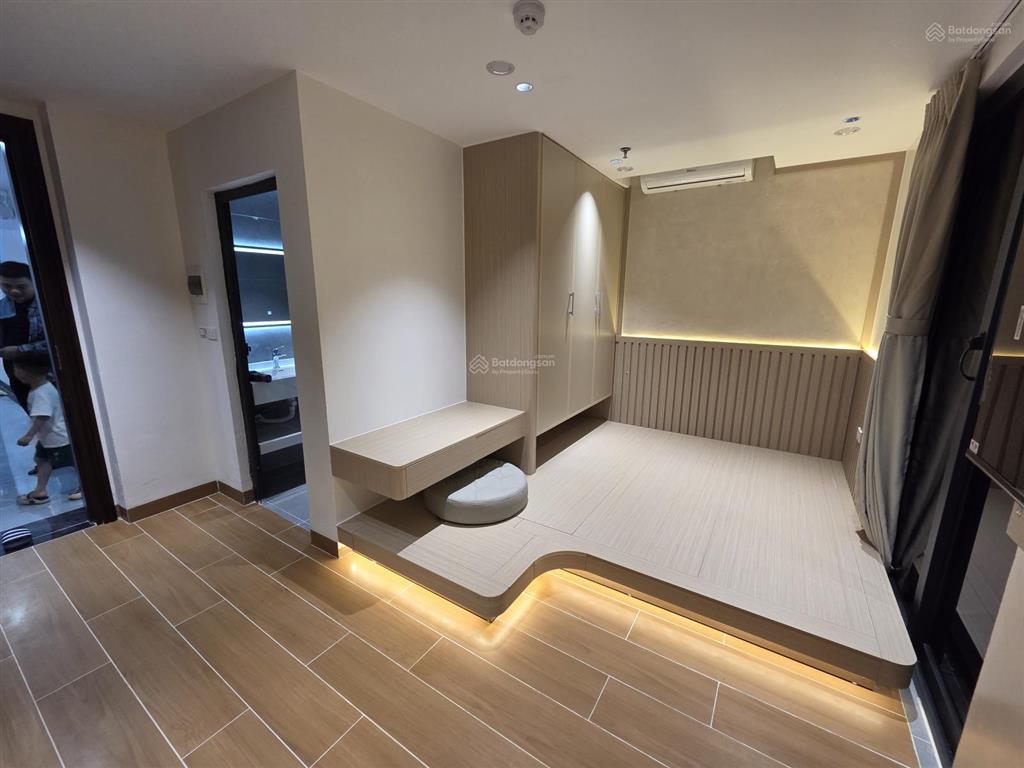 Cho thuê tòa apartment chdv khách sạn cao cấp 58 nguyễn khánh toàn 250m2, 8 tầng