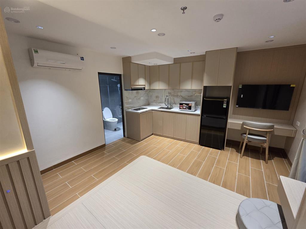 Cho thuê tòa apartment chdv khách sạn cao cấp 58 nguyễn khánh toàn 250m2, 8 tầng