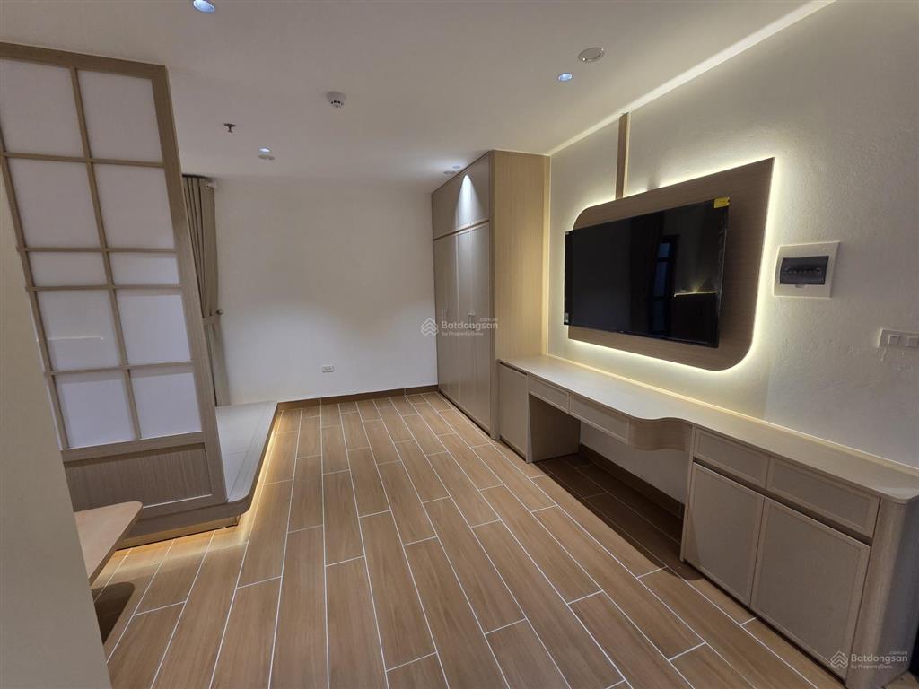 Cho thuê tòa apartment chdv khách sạn cao cấp 58 nguyễn khánh toàn 250m2, 8 tầng