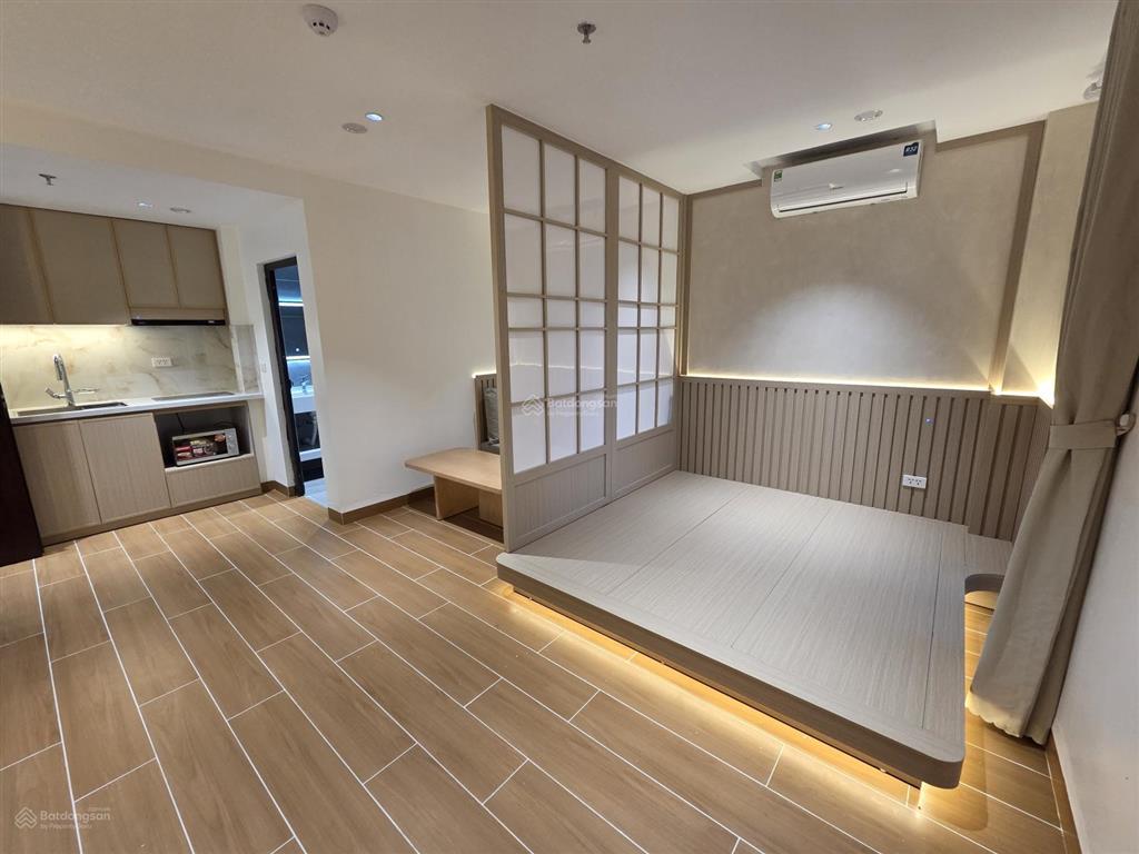 Cho thuê tòa apartment chdv khách sạn cao cấp 58 nguyễn khánh toàn 250m2, 8 tầng