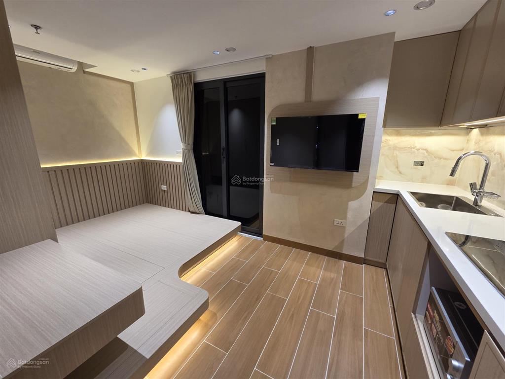 Cho thuê tòa apartment chdv khách sạn cao cấp 58 nguyễn khánh toàn 250m2, 8 tầng
