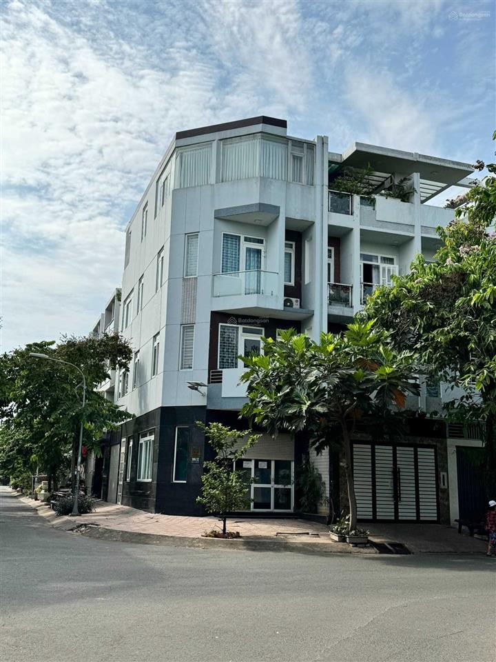 Bán gấp căn góc 2 mặt tiền đẹp 6x19m bình lợi  giá 15,6 tỷ
