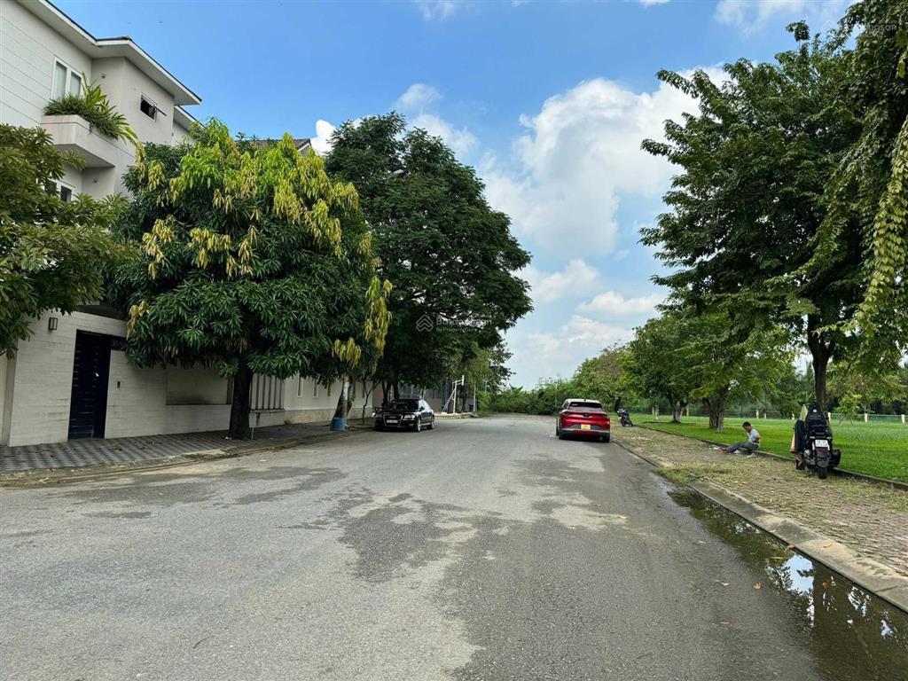 Bán nhanh biệt thự mới 15mx16m (240m2) 3 tầng đường đặng thùy trâm. giá 29 tỷ thương lượng