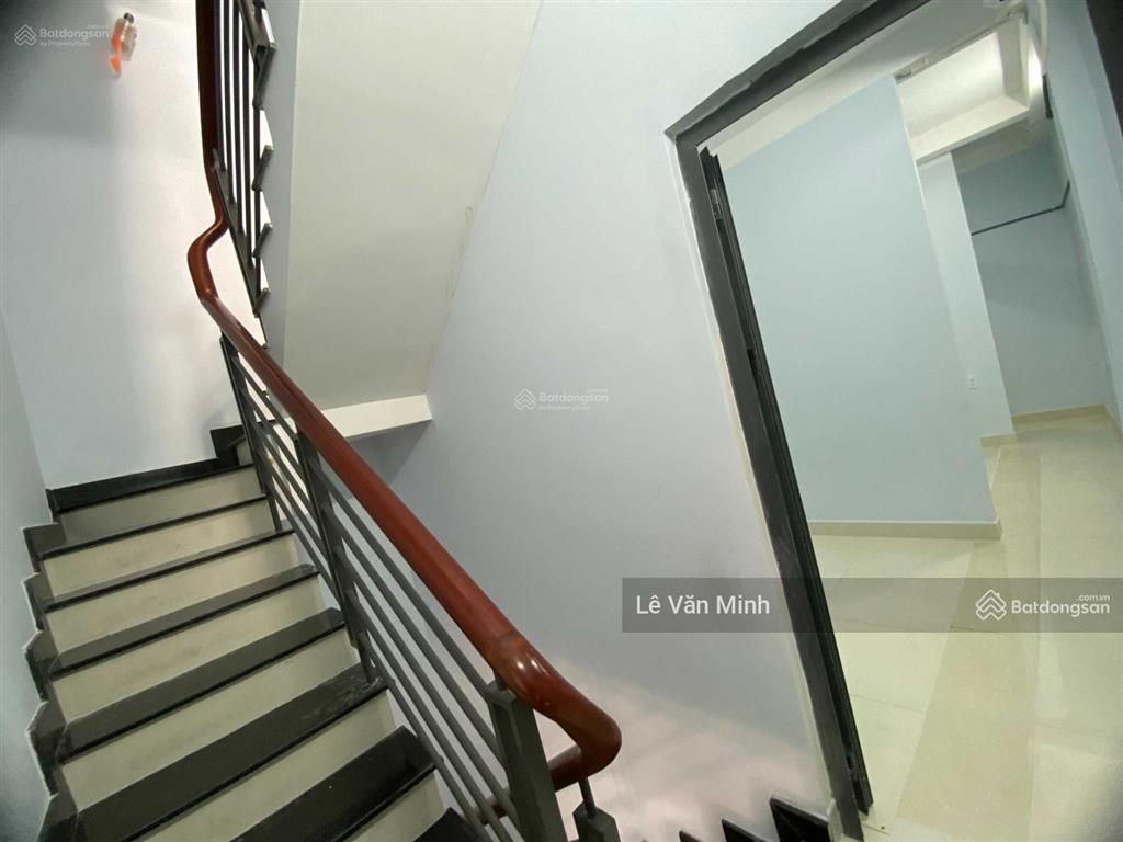 Chính chủ cho thuê phòng 30m2. giá giảm 4,6tr/th. nhà 286/ nơ trang long, p12, bình thạnh
