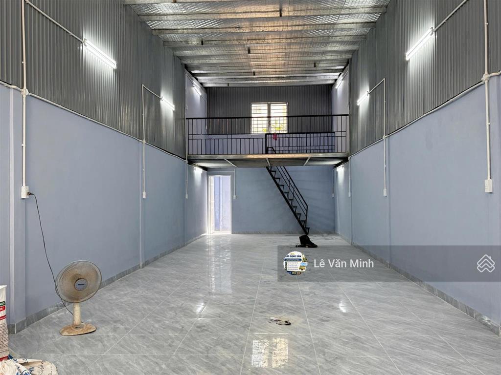 Kho mới 5x22m có gác dt 140m2 đường đặng thuỳ trâm  giá chỉ 18tr/th