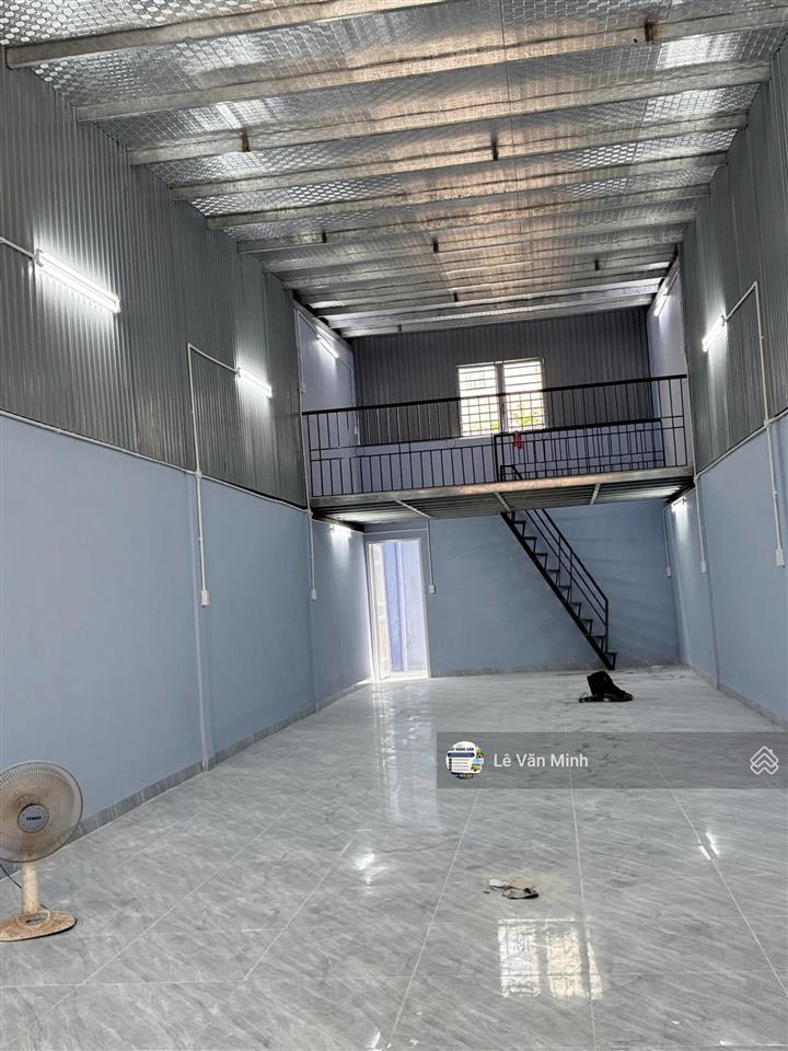 Kho mới 5x22m có gác dt 140m2 đường đặng thuỳ trâm  giá chỉ 18tr/th