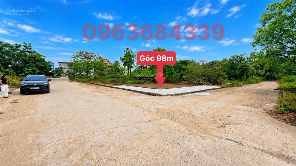 Lô góc kinh doanh được luôn tại hoà lạc , gần ngay trường đại học fpt , đại học điện lực ....