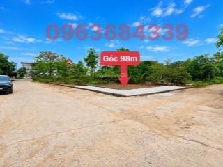 Lô góc kinh doanh được luôn tại hoà lạc , gần ngay trường đại học fpt , đại học điện lực ....