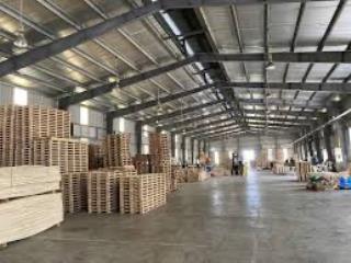 Cho thuê 5000 m2 xưởng (có ngăn nhỏ) ở ngoài kcn bắc ninh. xưởng cao. đường container. giá 70 k/m2