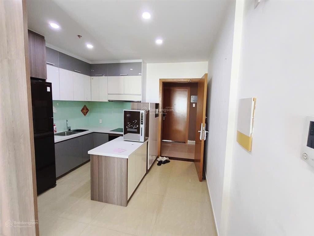Cho thuê 2 pn nt cao cấp nhà mới đẹp view đông nam 25tr/ tháng. hình thật 100%