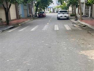 Bán lô đất mặt phố Cao Bá Quát, Đông Nam Cường, TP HD, 72m2, mt 4m, giá chỉ 3.4x tỷ