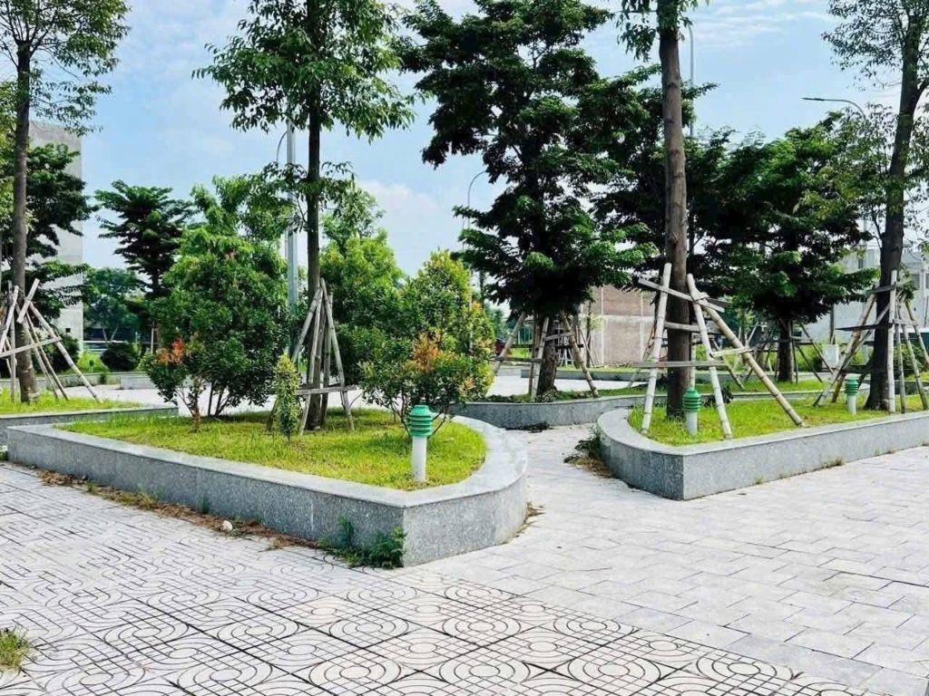 Bán lô đất góc KĐT Tuệ Tĩnh, ph Cẩm Thượng, TP Hải Dương, 107.73m2, cực rẻ chỉ 5.x tỷ