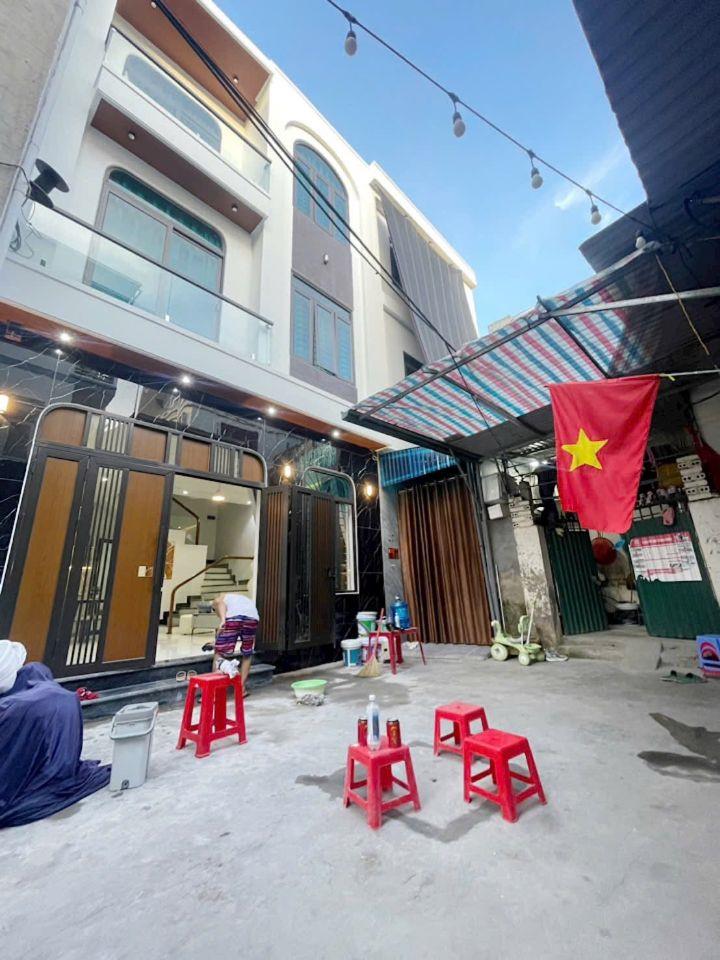 Bán căn nhà ngõ 253 Ngô Quyền, ph Tân Bình, TP HD, 43m2, mt 5.86m, 3 tầng, 3 ngủ, 3 vs, 2.98 tỷ