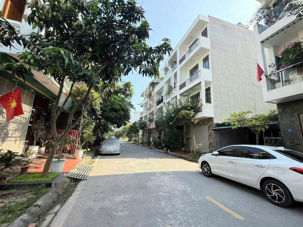 Bán đất mặt phố Nguyễn Thiện, Tây Nam Cường, TP Hải Dương, 62.67m2, mt 5m, đường 13.5m, giá tốt
