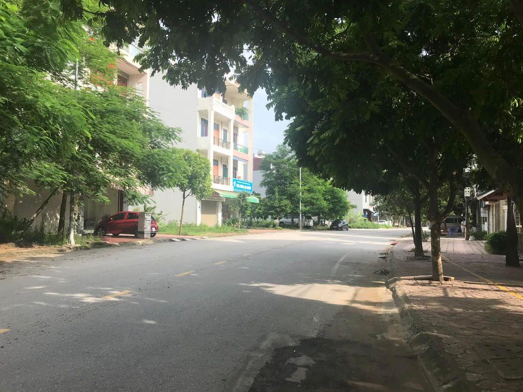 Bán đất mặt đường Trần Thánh Tông, ph Ngọc Châu, TP Hải Dương, 65.7m2, mt 4.5m, KD tốt