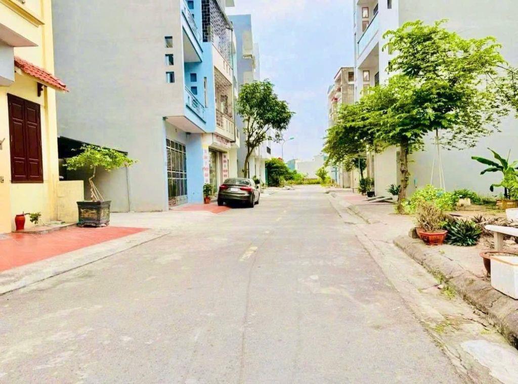 Bán lô đất LK53 KĐT Vạn Phúc, phường Tứ Minh, TP HD, 68m2, mt 4m, chỉ 2.7x tỷ cực rẻ