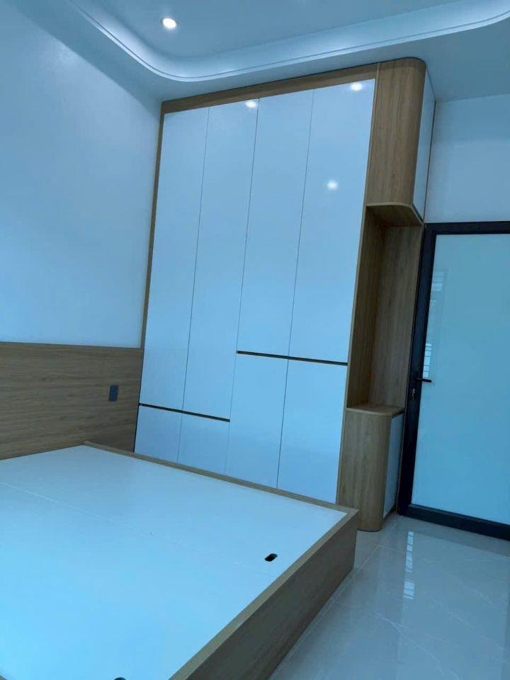 Bán nhà 3 tầng ngõ phố Đông Khê, ph Ngọc Châu, TP HD, 43m2, mt 7m, 3 ngủ, 3vs, 2.6x tỷ