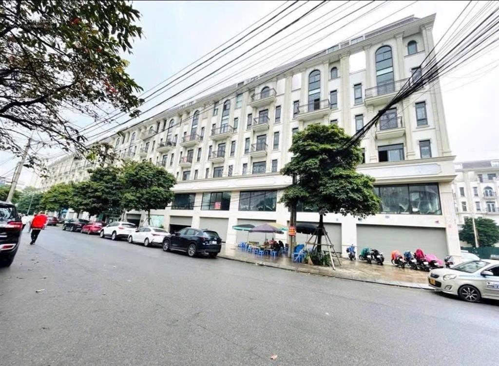 Giá hời himlam vạn phúc  91m 7 tầng mặt tiền 6.5m  thang máy 2 mặt phân lô vỉa hè  dòng tiền 80