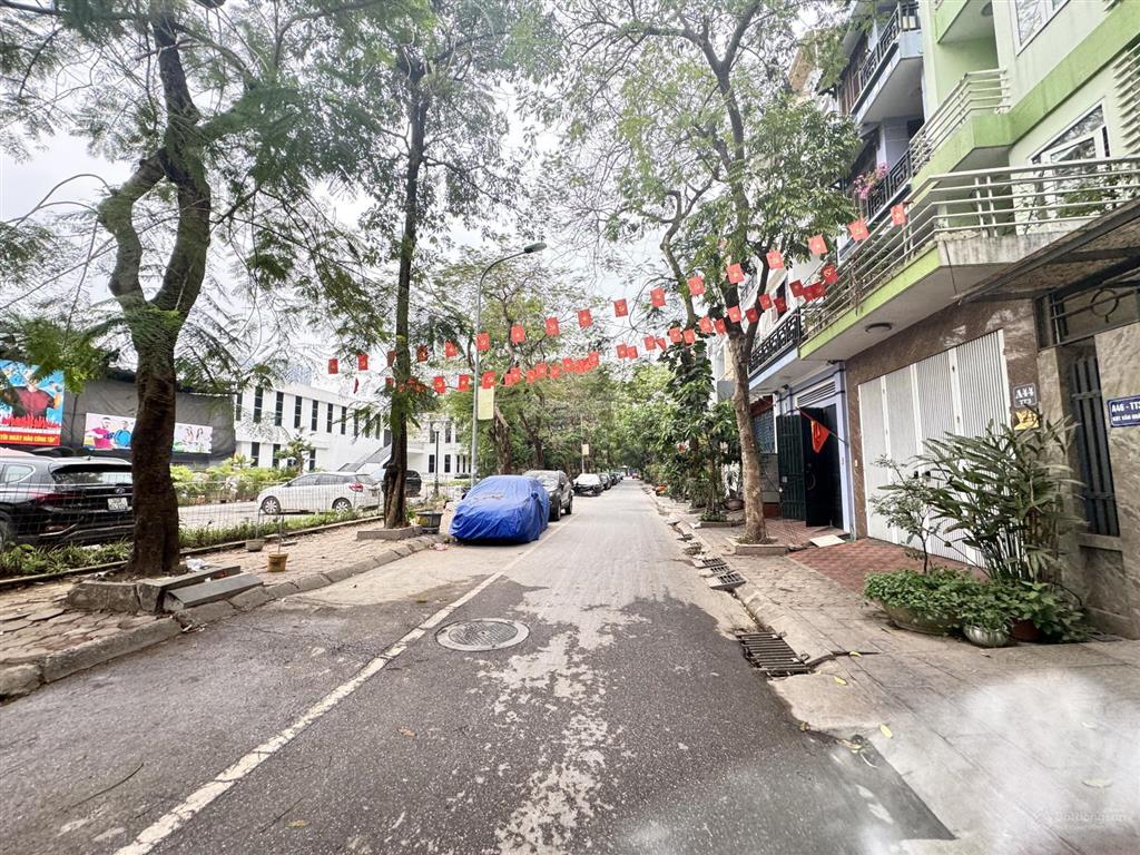 18 tỷ view vườn hoa  10m ra mp nguyễn khuyến  siêu hiếm lk văn quán  giá đầu tư
