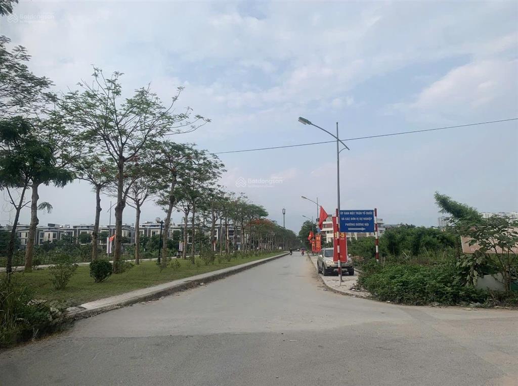 Mặt tiền 5m  sát lê trọng tấn  dv 20ab bán gấp siêu rẻ  không lỗi gì  giá 13.3 tỷ