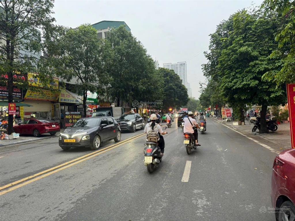 19.5 tỷ mặt phố la casta văn phú  vừa ở vừa kinh doanh  hàng hiếm