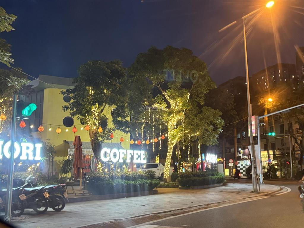 19.5 tỷ mặt phố la casta văn phú  vừa ở vừa kinh doanh  hàng hiếm