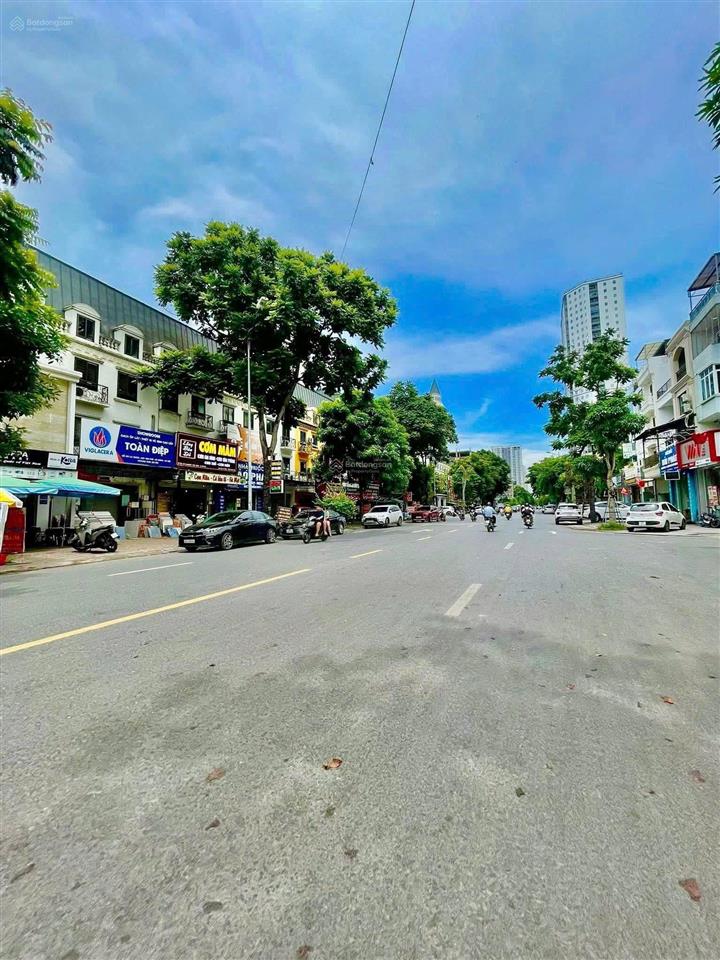 19.5 tỷ mặt phố la casta văn phú  vừa ở vừa kinh doanh  hàng hiếm