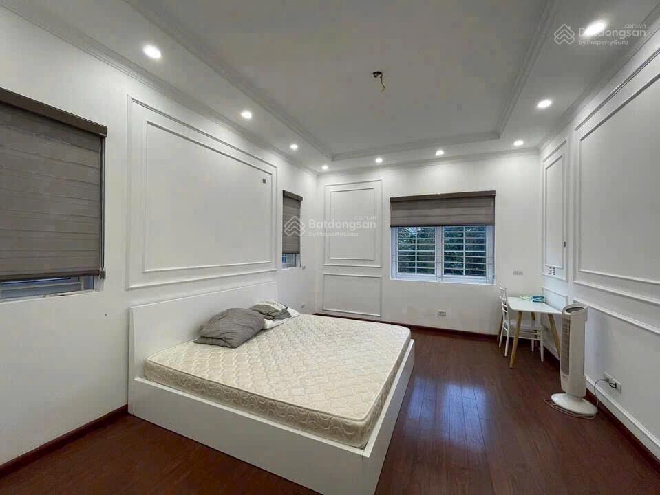Giảm 2 tỷ  5 tầng phân lô vỉa hè 3 ô tô tránh  mặt phố kinh doanh kđt xa la  giá đẹp