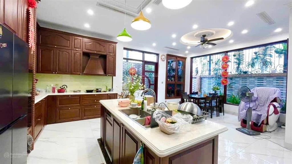 36 tỷ 230m  biệt thự hoàn thiện siêu đẹp  mặt đường lớn  giá không thể rẻ hơn