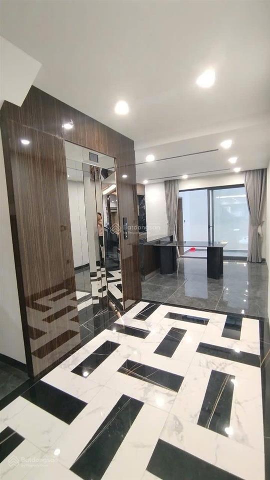 Mặt phố đường đôi  kđt văn phú  kinh doanh khét lẹt  giá hơn 200 triệu/m2