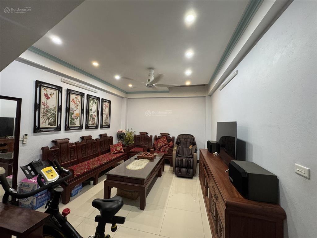 Mặt phố văn la, cổng chợ văn la, kinh doanh đỉnh cao, mt 5m, giá đẹp