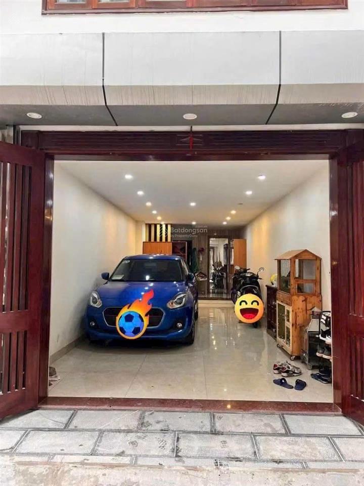 14.2 tỷ  5 tầng  mt 5m phân lô vỉa hè 3 ô tô tránh  đối diện kđt park city  dân xây chả lỗi