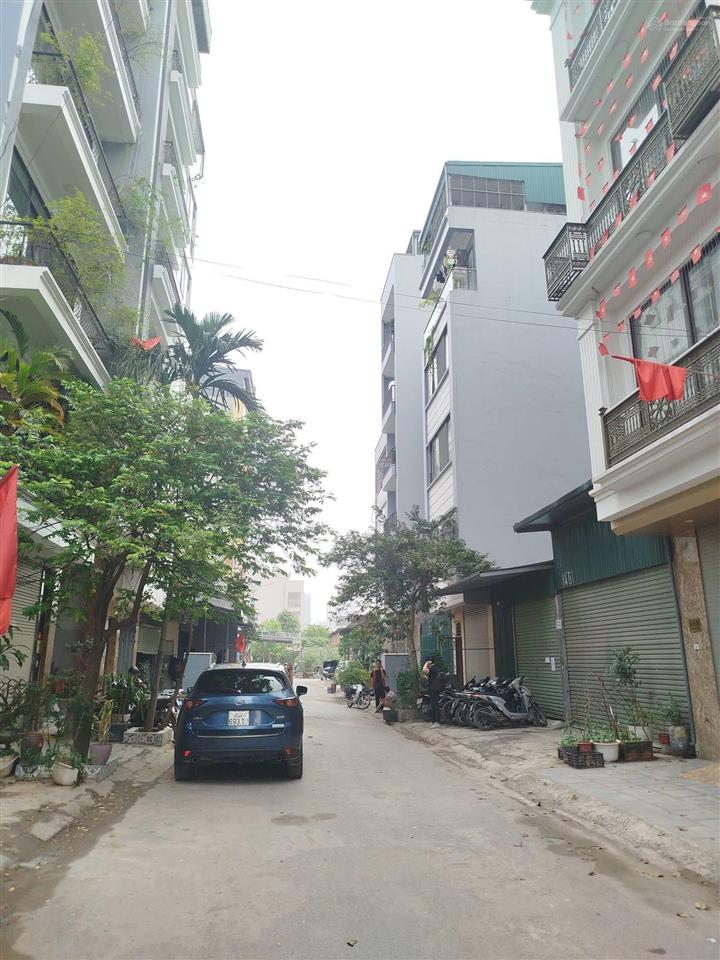 9,5 tỷ không có lô nào rẻ hơn dv yên nghĩa, không lỗi gì, mời các sếp đầu tư